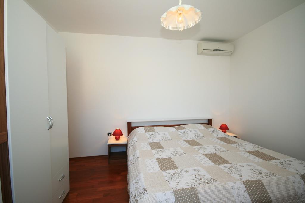 Appartement Ruzmarinka 4* à Baška Extérieur photo
