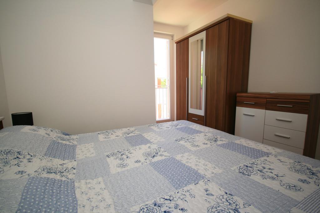 Appartement Ruzmarinka 4* à Baška Extérieur photo