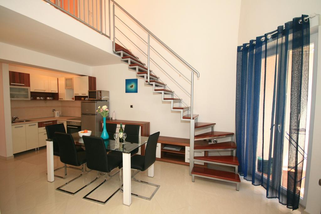 Appartement Ruzmarinka 4* à Baška Extérieur photo
